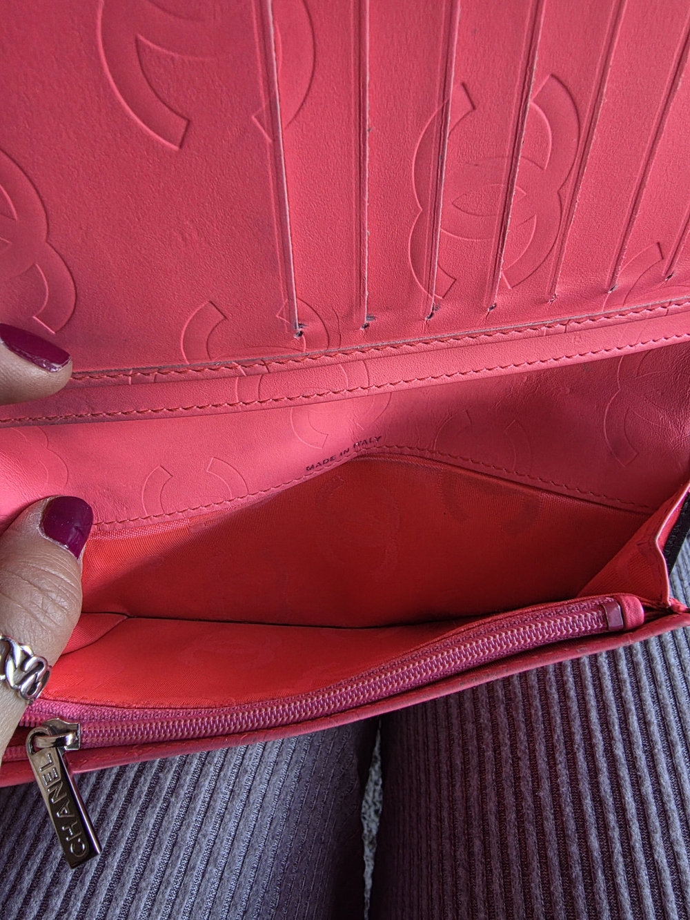 CHANEL Black Quilted Leather Cambon with Patent CC Emblem - Picture 12 of 12